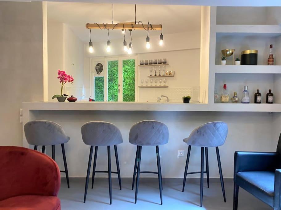 Brand New Modern Street-Style Studio /City Center Ateny Zewnętrze zdjęcie